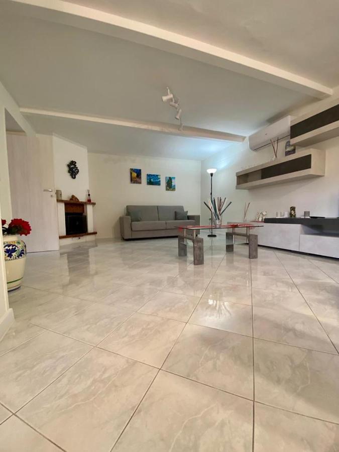 Sofi House-Appartamento In Villa Con Piscina สกาฟาติ ภายนอก รูปภาพ